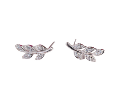 The Ultimate Guide to Styling Modern Diamond Ear Climbers
