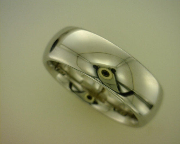 White Cobalt Ring Size 11.5
Style: 8 mm Dome Coba