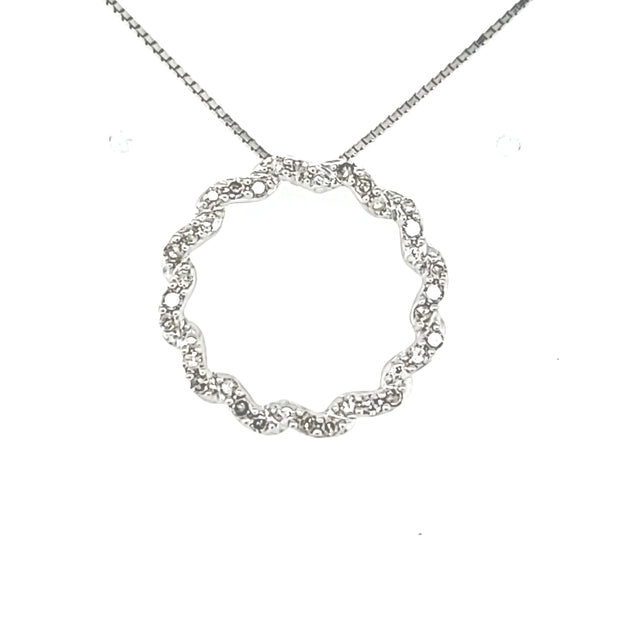 Sterling Silver Circle Pendant/Necklace With 30=0.