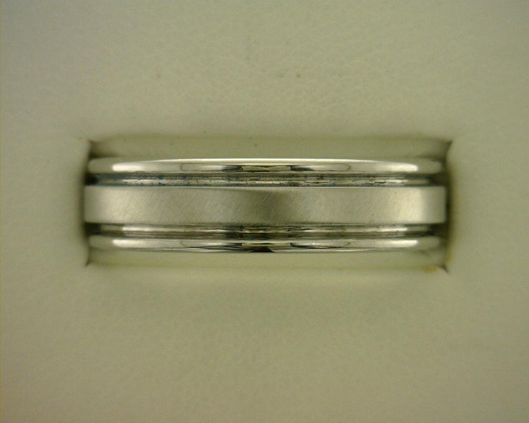 Gent's Vitalium Ring Size 9.5
Style: 6 MM Rounded