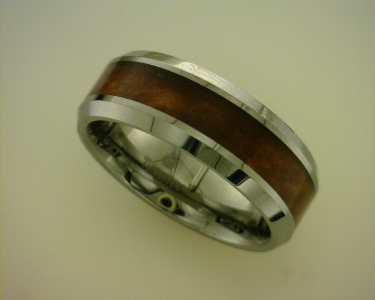 Tungsten Ring Size 10
Style: 8 mm Beveled edge Tu