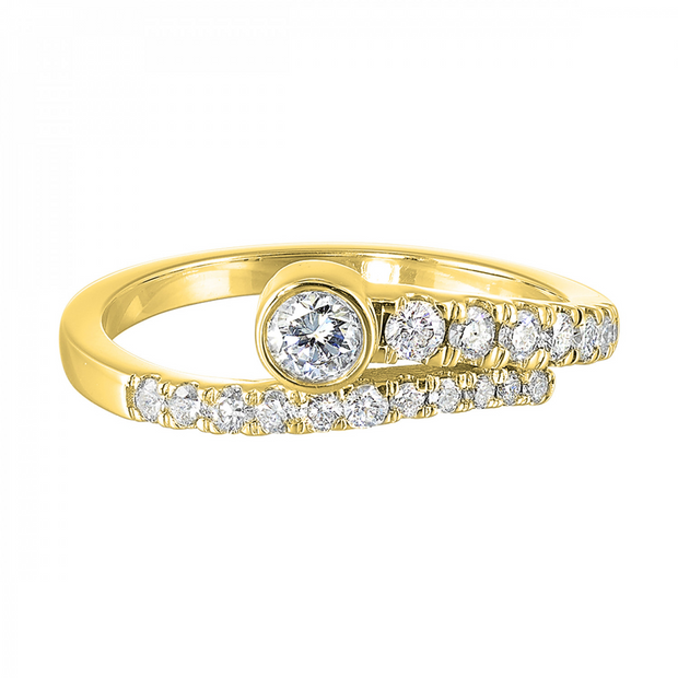 Lady's Yellow 14 Karat Milestones Ring With 21 = 0