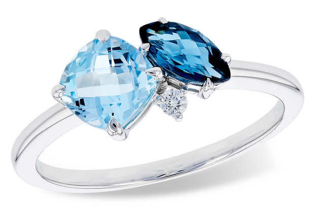 White 14 Karat Toi Et Moi Ring With 2 Various Shap